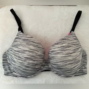 PINK Victoria’s Secret Push Up Bra